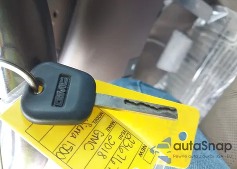 2018 GMC Sierra 1500 Denali z USA, uszkodzony, nr VIN 3GTU2PEJ3JG332999